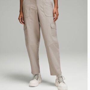 Lululemon baggy cargo pants NWT